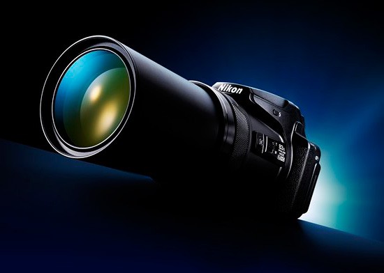 Nikon Coolpix P900 super zoom camera